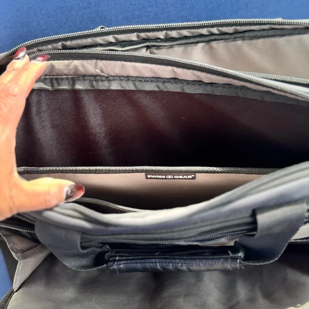 SwissGear Black Laptop Bag Professional Design